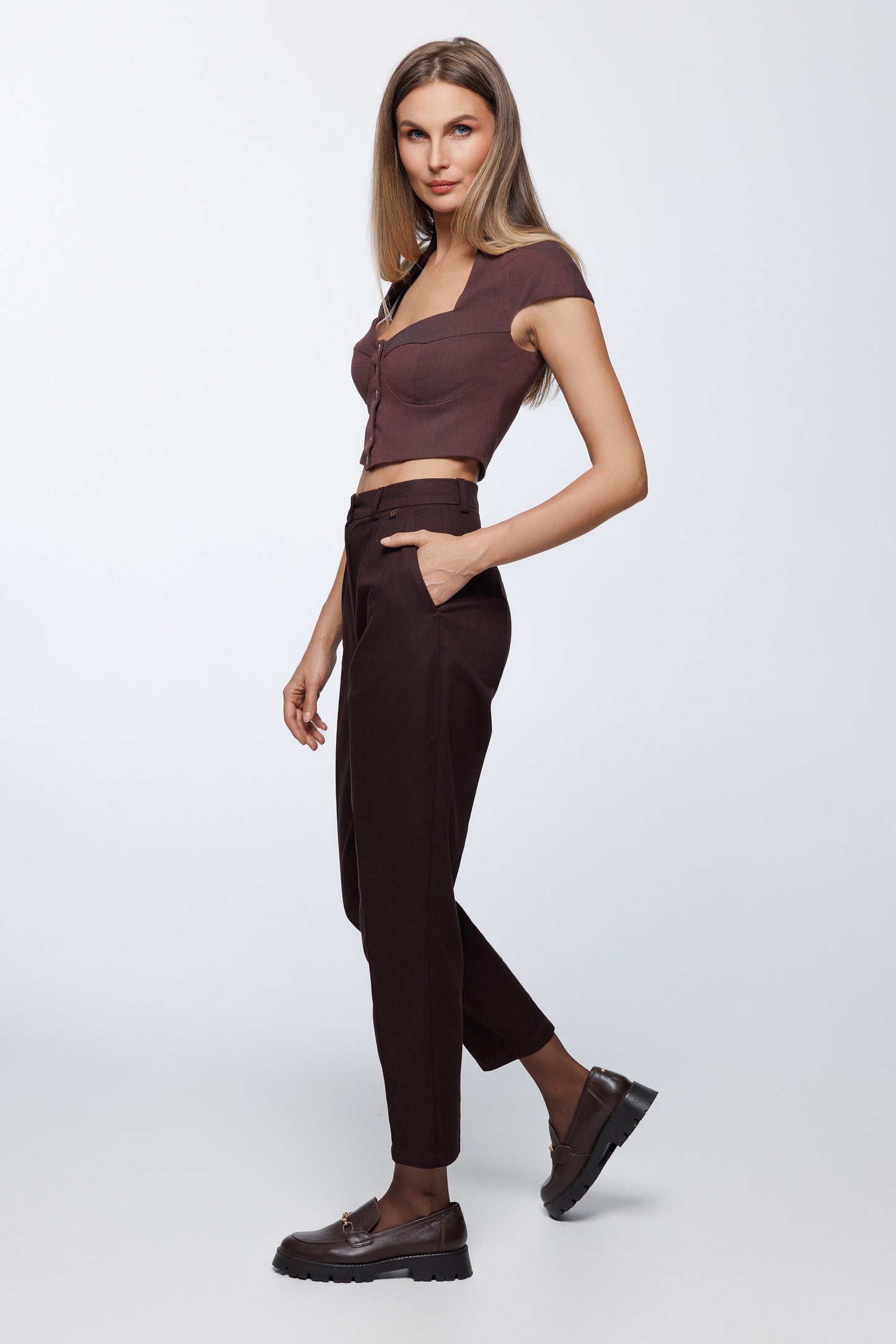 Tailored Carrot - Leg trousers In Brown Cotton Blend