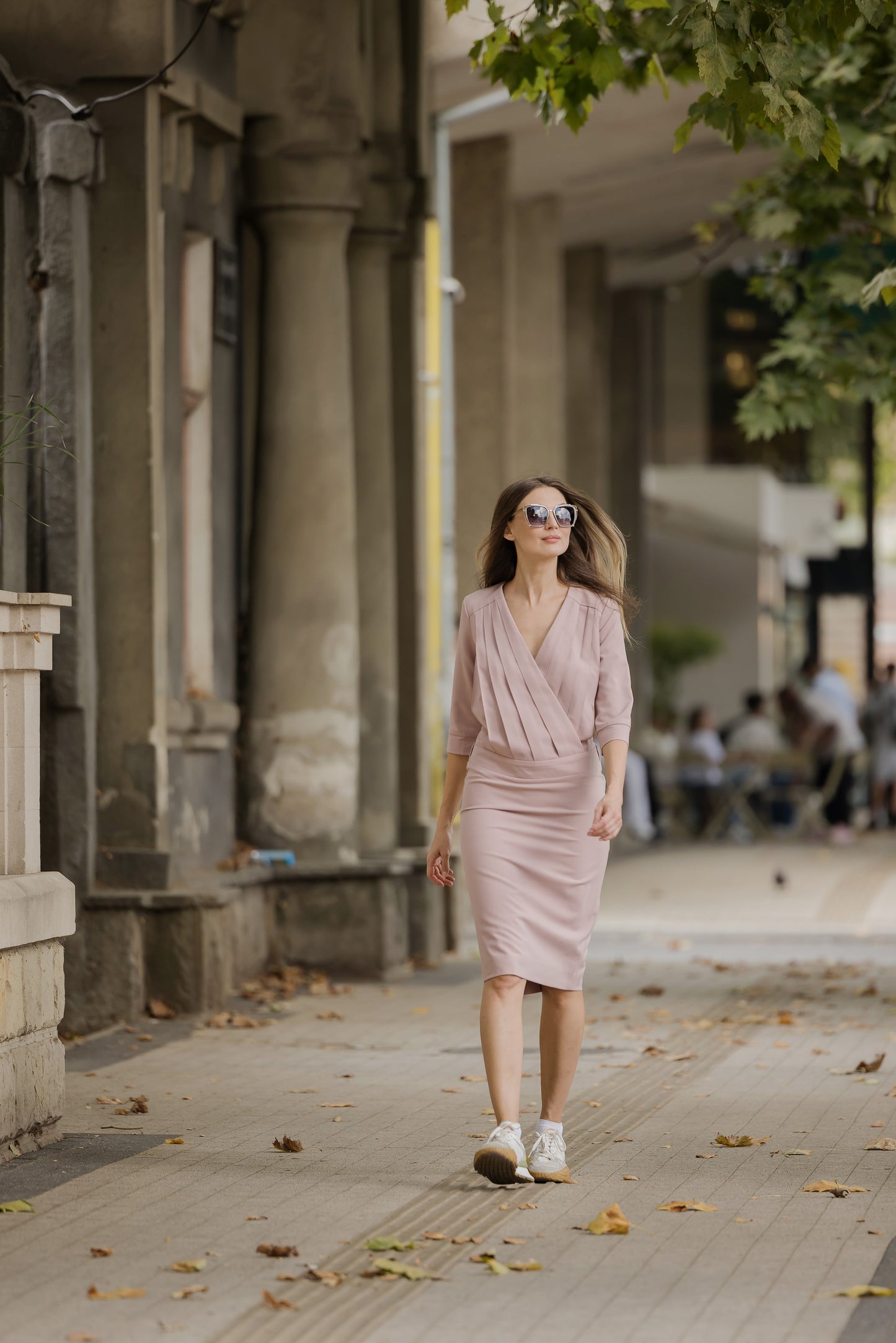 Structured Wool-Blend Midi Dress with Pleated Bodice and Open Back